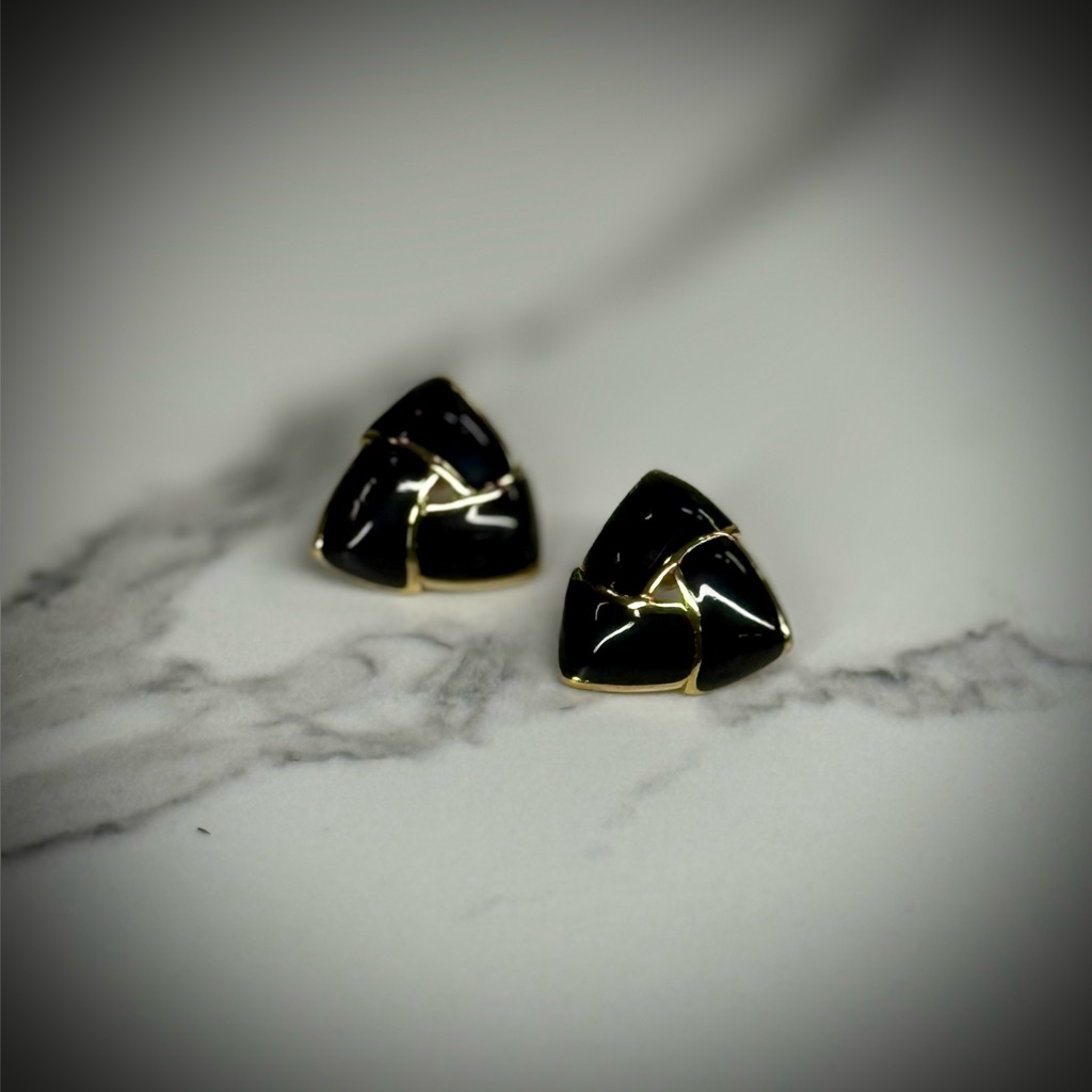 Vintage Monet Black Enamel Gold Tone Triangle Stud Earrings 1980s Designer 18$